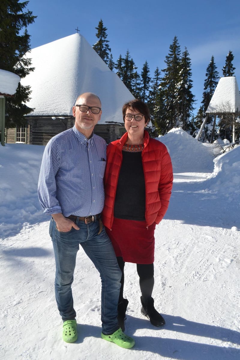 Lars och Nenne Häggberg är nya föreståndare för Credo fjällgård. ”Det här är en underbar plats med spännande och utmanande möjligheter. Ytterst vill vi vara en del av Credos vision att göra Jesus känd, trodd, älskad och efterföljd bland Sveriges skolelever och studenter, säger de.”