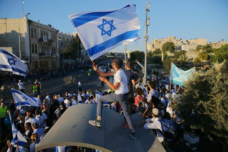 Utanför Damaskusporten i Jerusalem samlades israeler för att minnas sexdagarskriget för 50 år sedan.