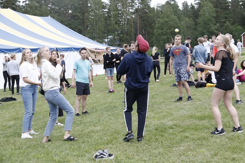 Nyhems ungdomsområde kallas för Rutan och erbjuder en mängd olika aktiviteter.