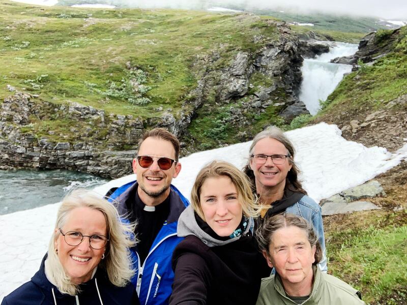 Med i teamet på böneresan var Berit Simonsson, Hans Weichbrodt, Lennart Henriksson, Lisa Lerman och Hanna Simonsson.