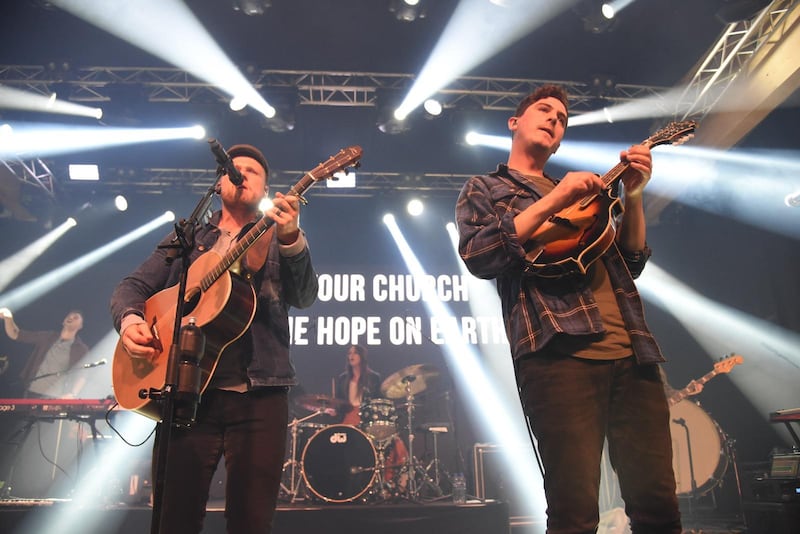 Rend Collective från Nordirland var en av Gullbrannafestivalens höjdpunkter.