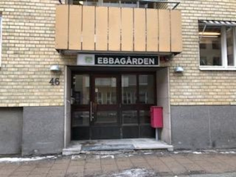 Ebbagården. Ett nytt avtal med kommunen gör att demensboendet fortsätter drivas med drastiskt sänkt ersättning.