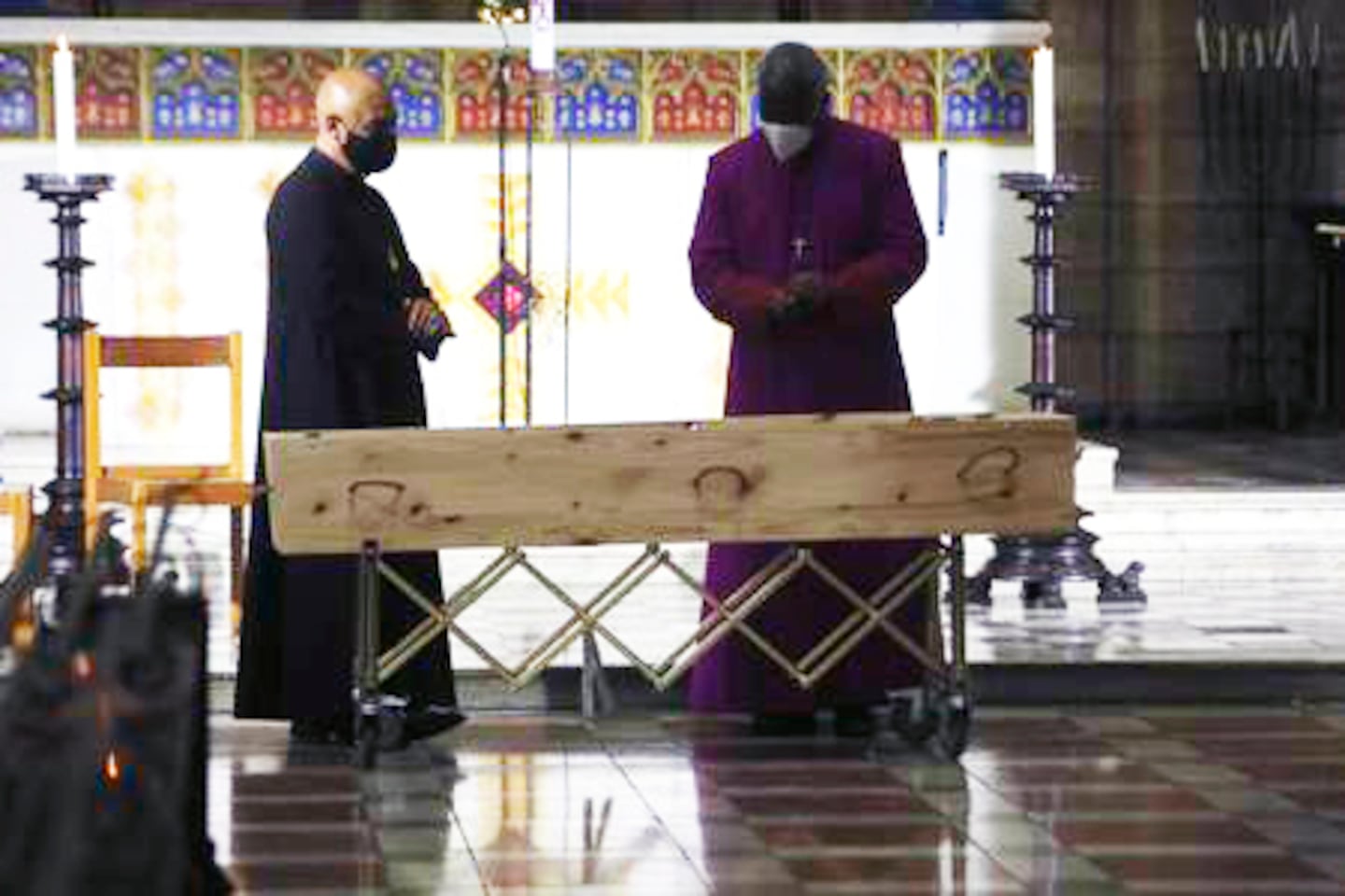 Desmond Tutus kropp nu på plats inne i St. Georges katedral i Kapstaden.