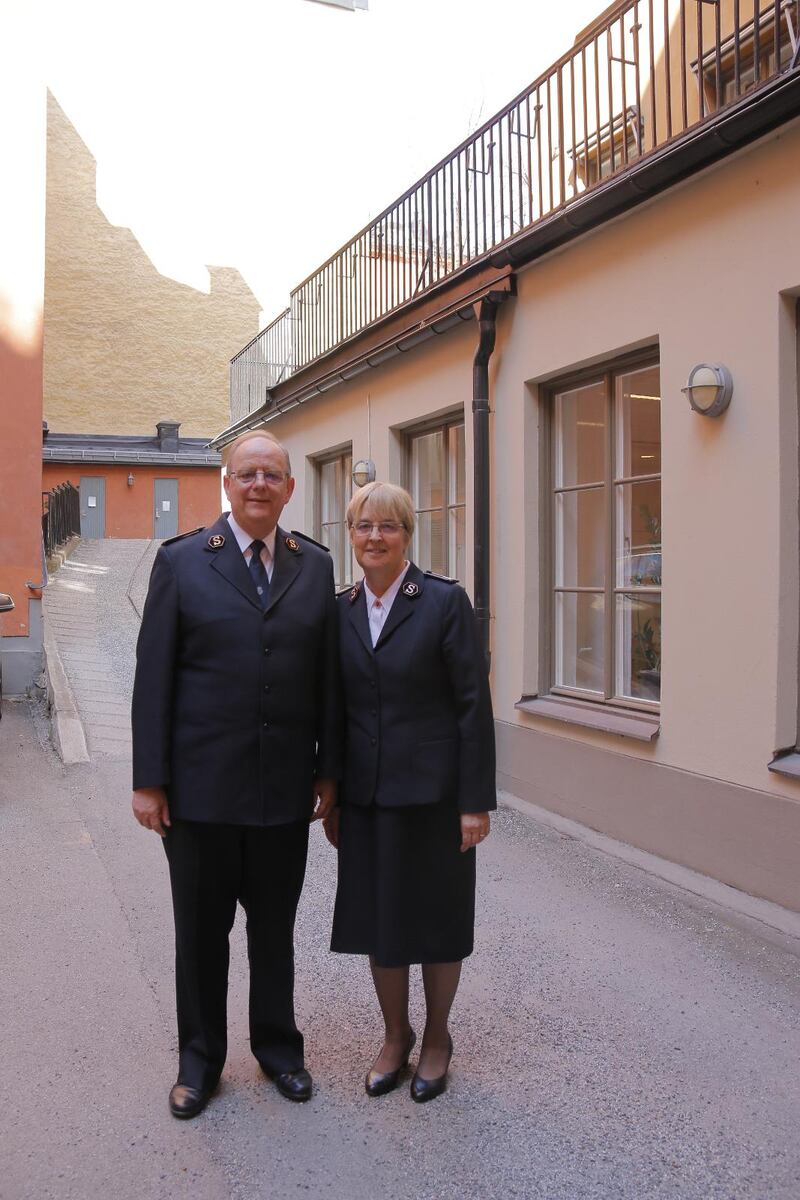 André Cox, general i Frälsningsarmén, är just nu på exklusivt Sverigebesök tillsammans med sin fru Silvia, president för kvinnorna i armén.