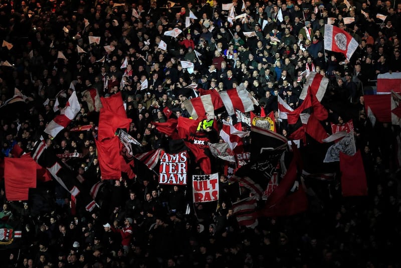 Ajaxsupportrar inför en match tidigare i år.