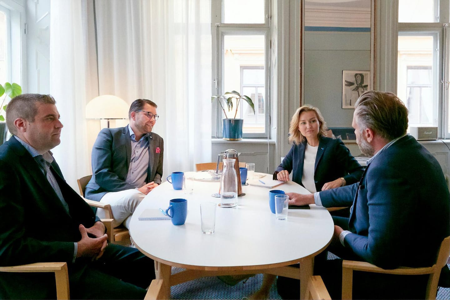 Jimmie Åkesson och Ebba Busch Thor åt lunch tillsammans i Stockholm mitt under brinnande Almedalsvecka.