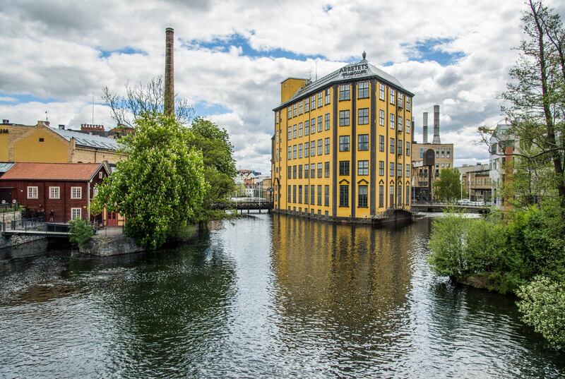 Den nya församlingen VOIS kommer att hålla till i Strykjärnet, en klassisk byggnad i hjärtat av Norrköping. Den första gudstjänsten hålls den 4 februari.