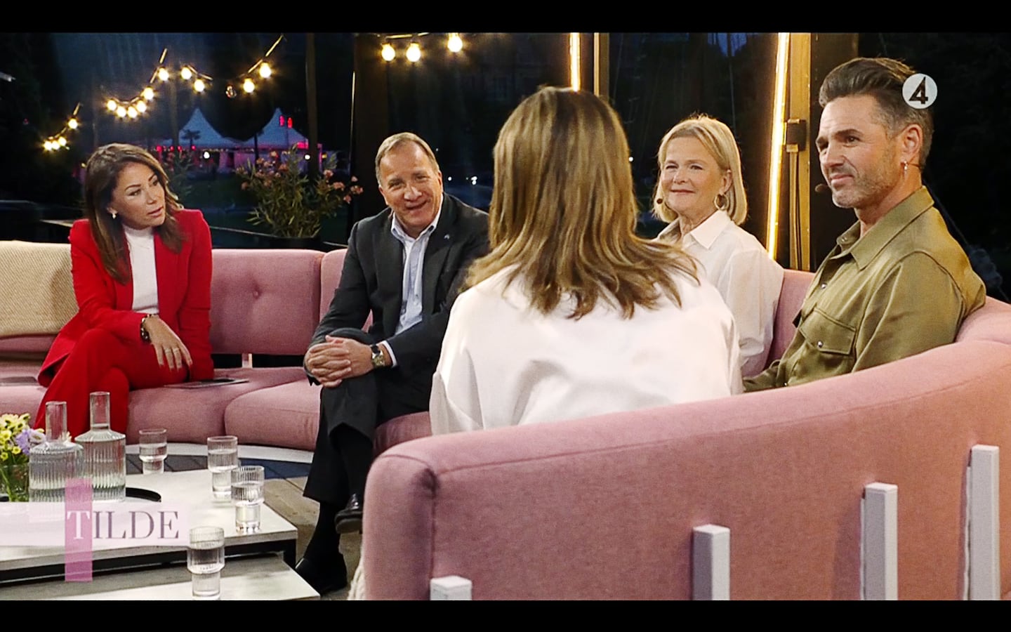 När Stefan Löfven och Carola möttes i TV4 uttryckte statsministern en önskan om att höra mer gospel – och beskrev sig som “inte aktivt troende, men inte heller motsatsen”.