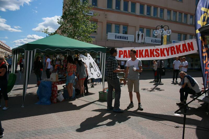 Pannkakskyrka på torget i Lycksele.