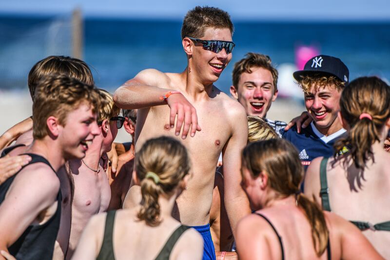 Simon Björnström och Konrad Waern vinnare av beachvolleyturneringen