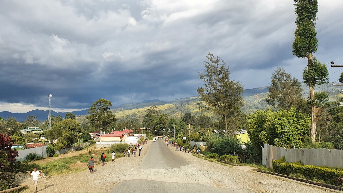 Familjen Edsmyrs gata i Mount Hagen, den tredje största staden på Papua Nya Guinea.