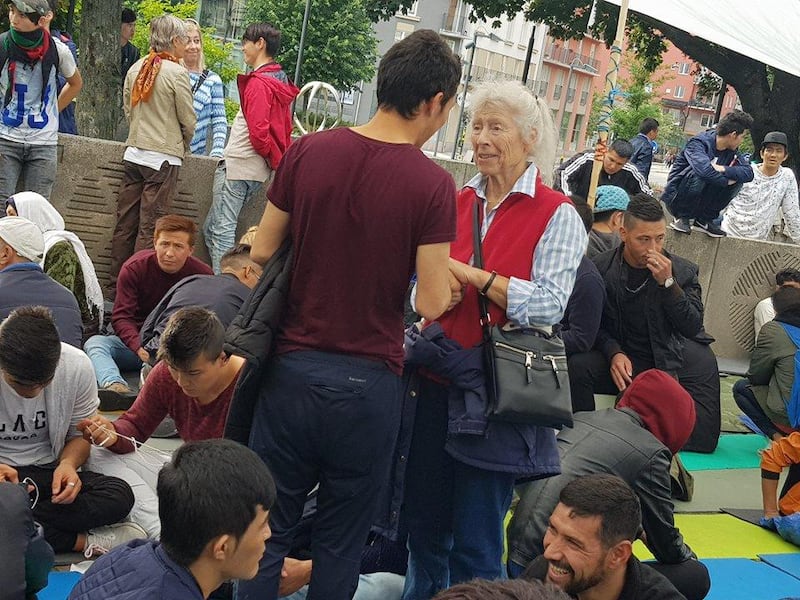 Söndagens demonstration mot utvisningarna till Afghanistan ledde till nya möten mellan ensamkommande ungdomar och sympatisörer.